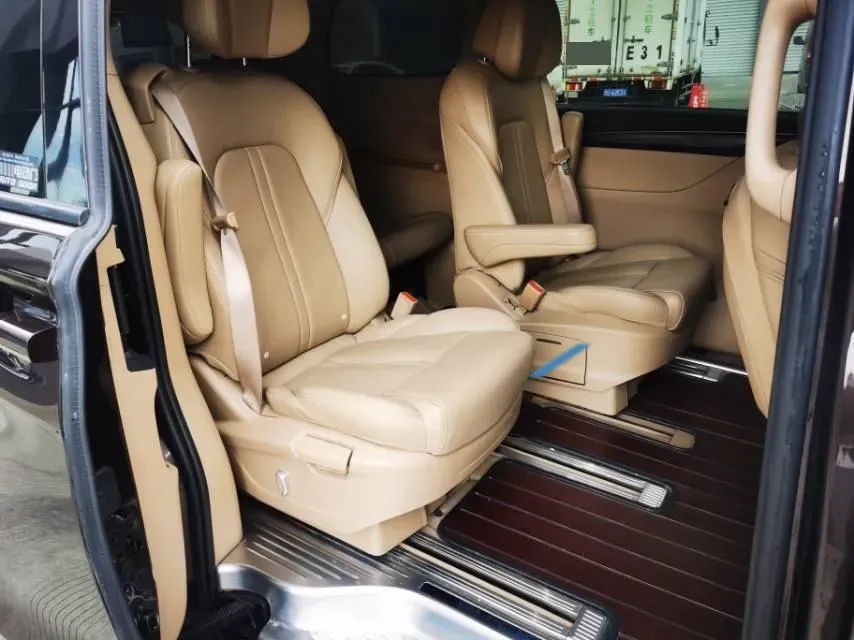 2021 Buick GL8 2.0T 237HP L4 9AT,autocango,china used car exporter,china ev exporter,chinese used car exporter,chinese used ev exporter