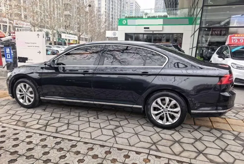 2018 Volkswagen Magotan 1.8T 180HP L4 7DCT,autocango,china used car exporter,china ev exporter,chinese used car exporter,chinese used ev exporter