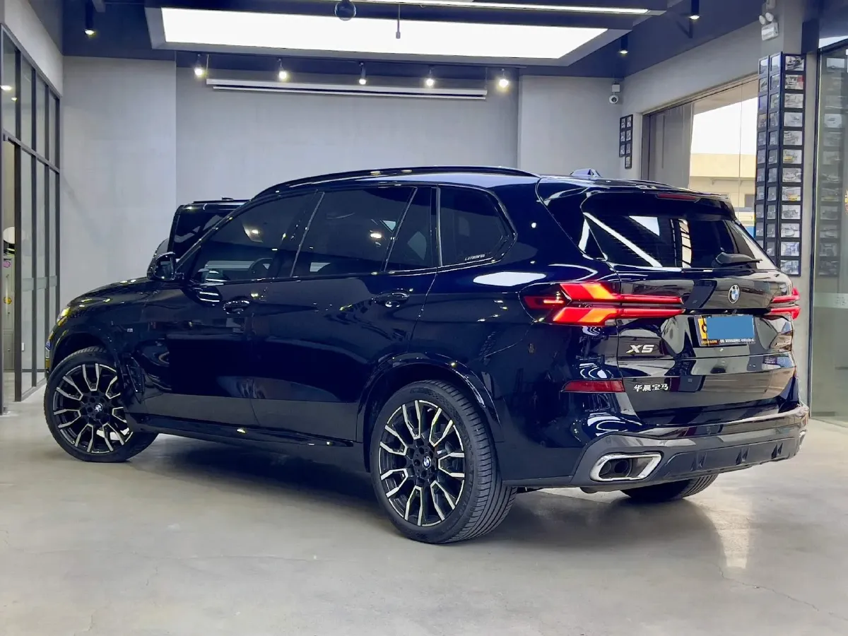 2023 BMW X5 3.0T 381HP L6 8AT,autocango,china used car exporter,china ev exporter,chinese used car exporter,chinese used ev exporter