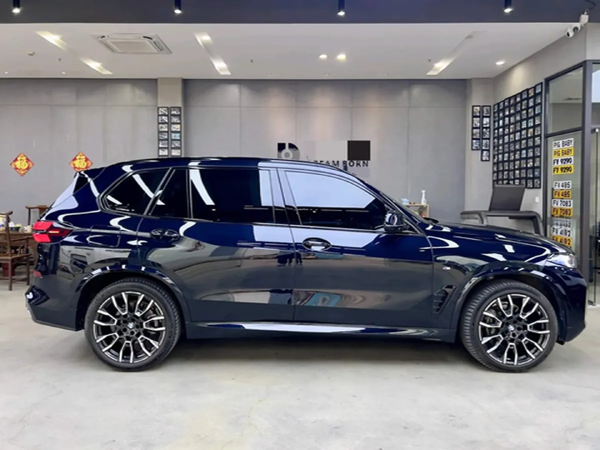 2023 BMW X5 3.0T 381HP L6 8AT,autocango,china used car exporter,china ev exporter,chinese used car exporter,chinese used ev exporter