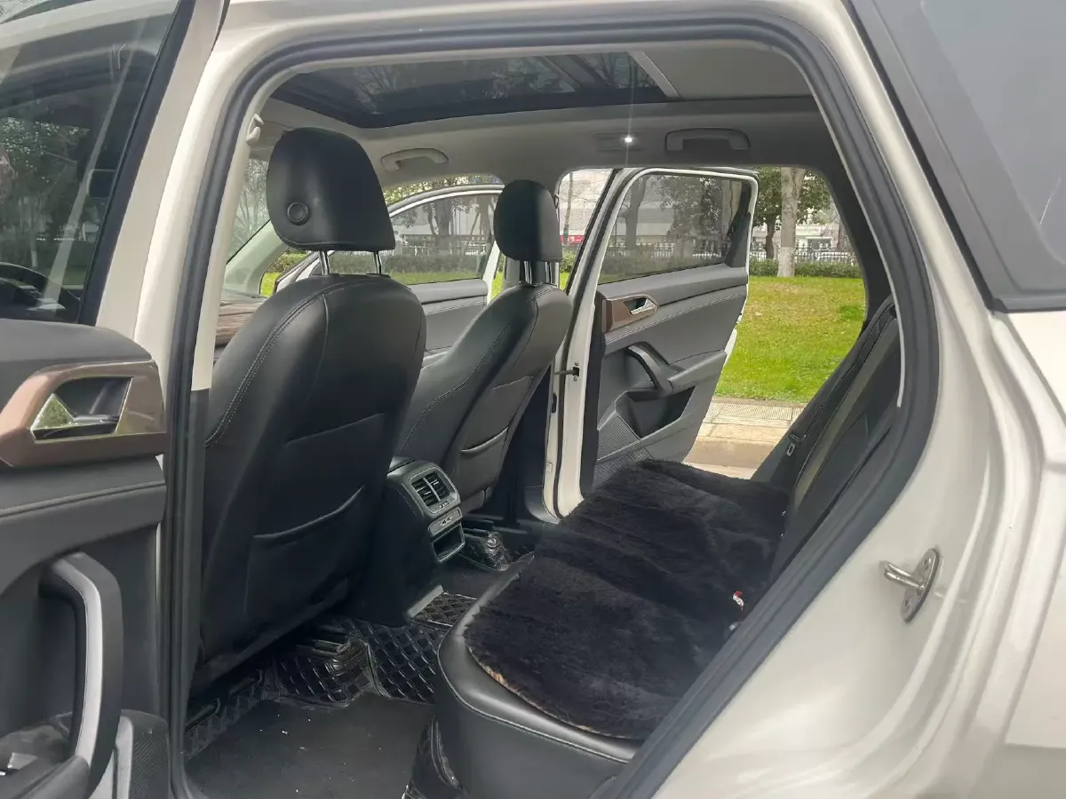 2020 Volkswagen Tharu 1.4T 150HP L4 7DCT,autocango,china used car exporter,china ev exporter,chinese used car exporter,chinese used ev exporter