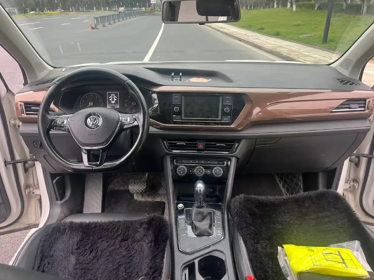 2020 Volkswagen Tharu 1.4T 150HP L4 7DCT,autocango,china used car exporter,china ev exporter,chinese used car exporter,chinese used ev exporter