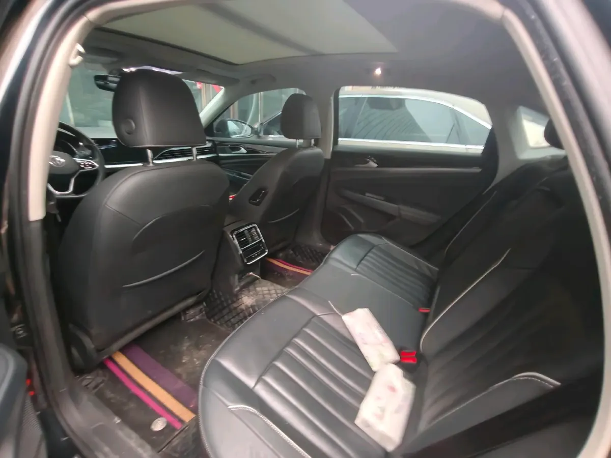 2023 Volkswagen Passat 2.0T 186HP L4 7DCT,autocango,china used car exporter,china ev exporter,chinese used car exporter,chinese used ev exporter