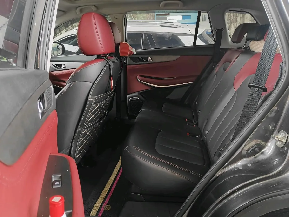 2023 ChangAn CS75 1.5T 188HP L4 6MT,autocango,china used car exporter,china ev exporter,chinese used car exporter,chinese used ev exporter