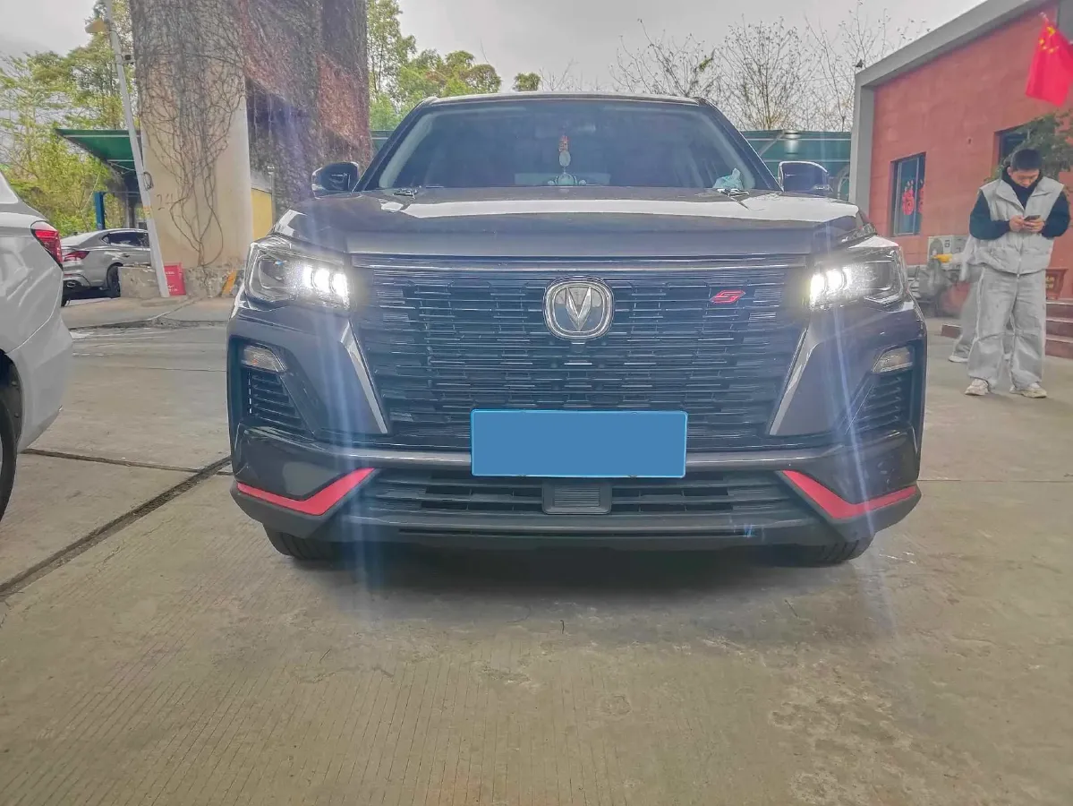 2023 ChangAn CS75 1.5T 188HP L4 6MT,autocango,china used car exporter,china ev exporter,chinese used car exporter,chinese used ev exporter