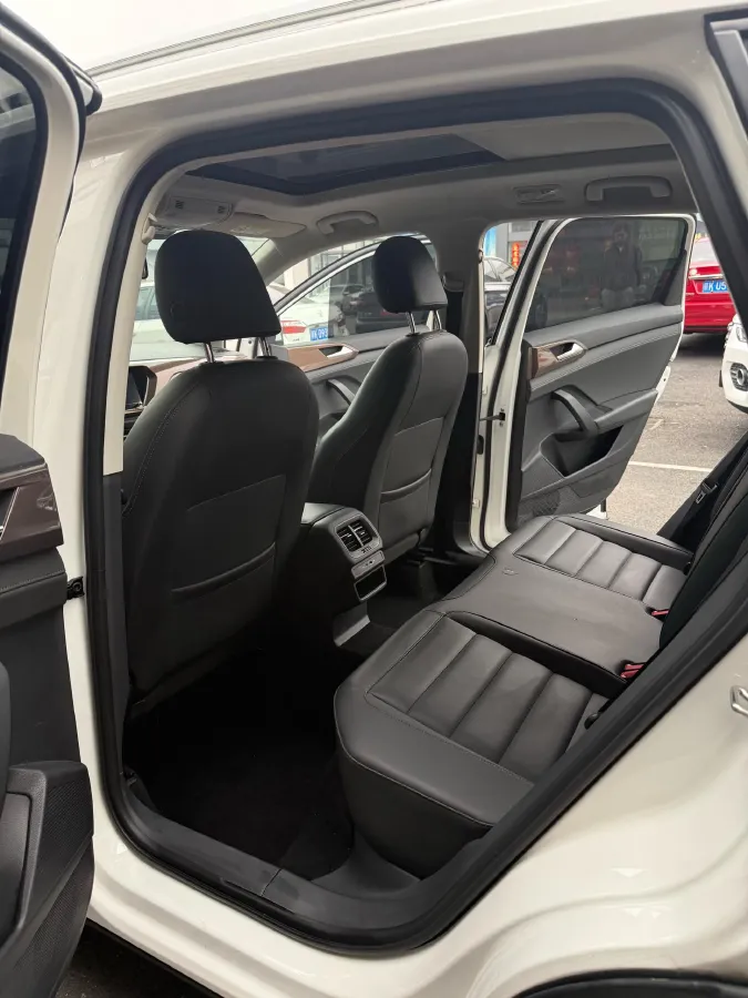 2022 Ford Transit 2.0T 202HP L4 6AT,autocango,china used car exporter,china ev exporter,chinese used car exporter,chinese used ev exporter