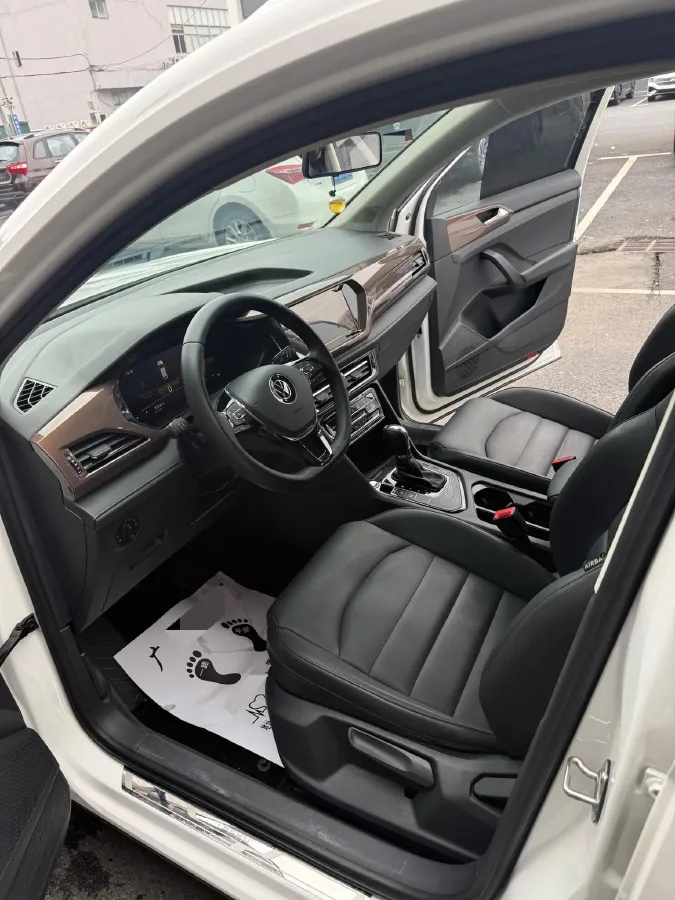 2022 Ford Transit 2.0T 202HP L4 6AT,autocango,china used car exporter,china ev exporter,chinese used car exporter,chinese used ev exporter