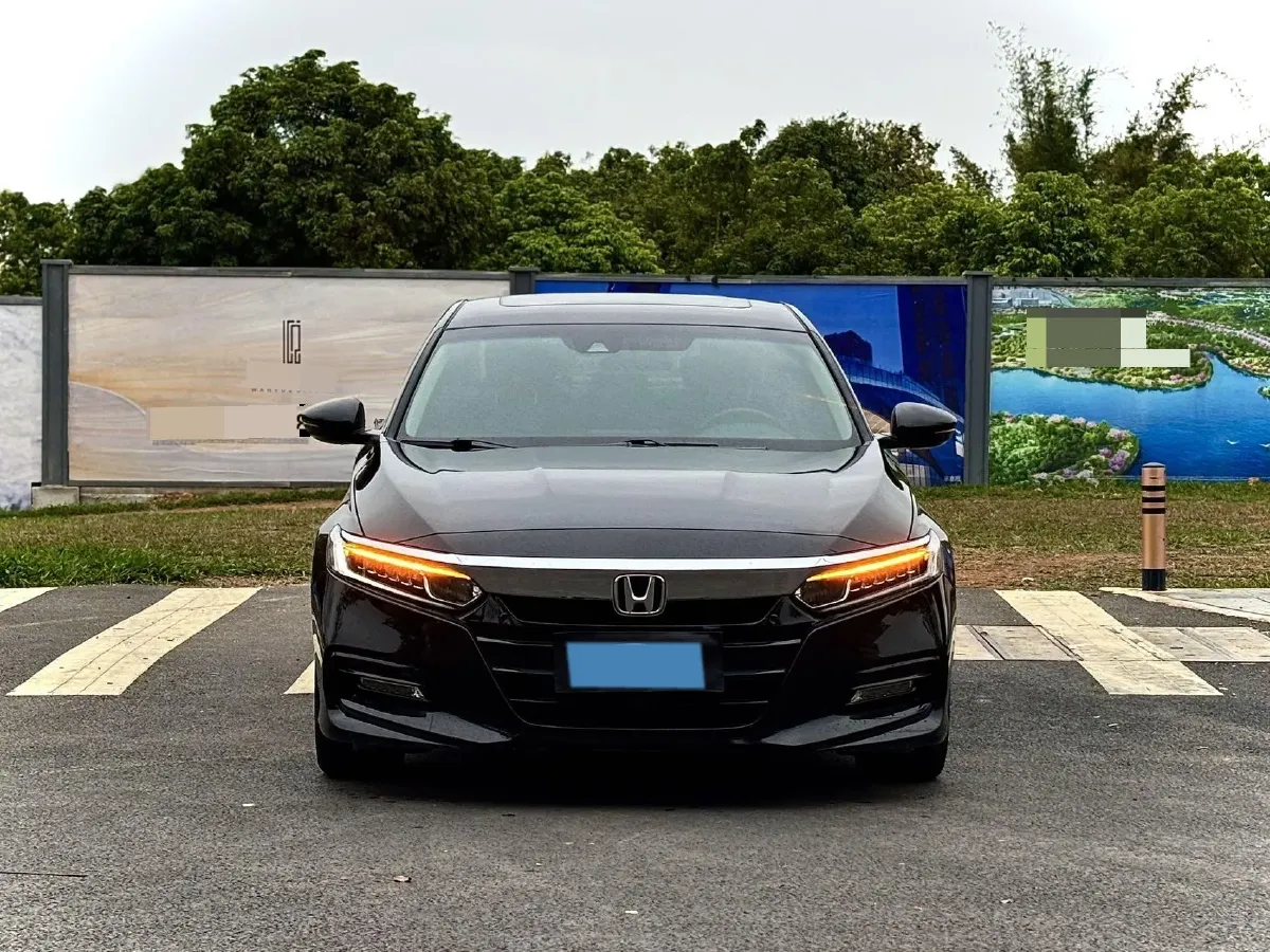 2018 Honda Accord 1.5T 194HP L4 CVT,autocango,china used car exporter,china ev exporter,chinese used car exporter,chinese used ev exporter