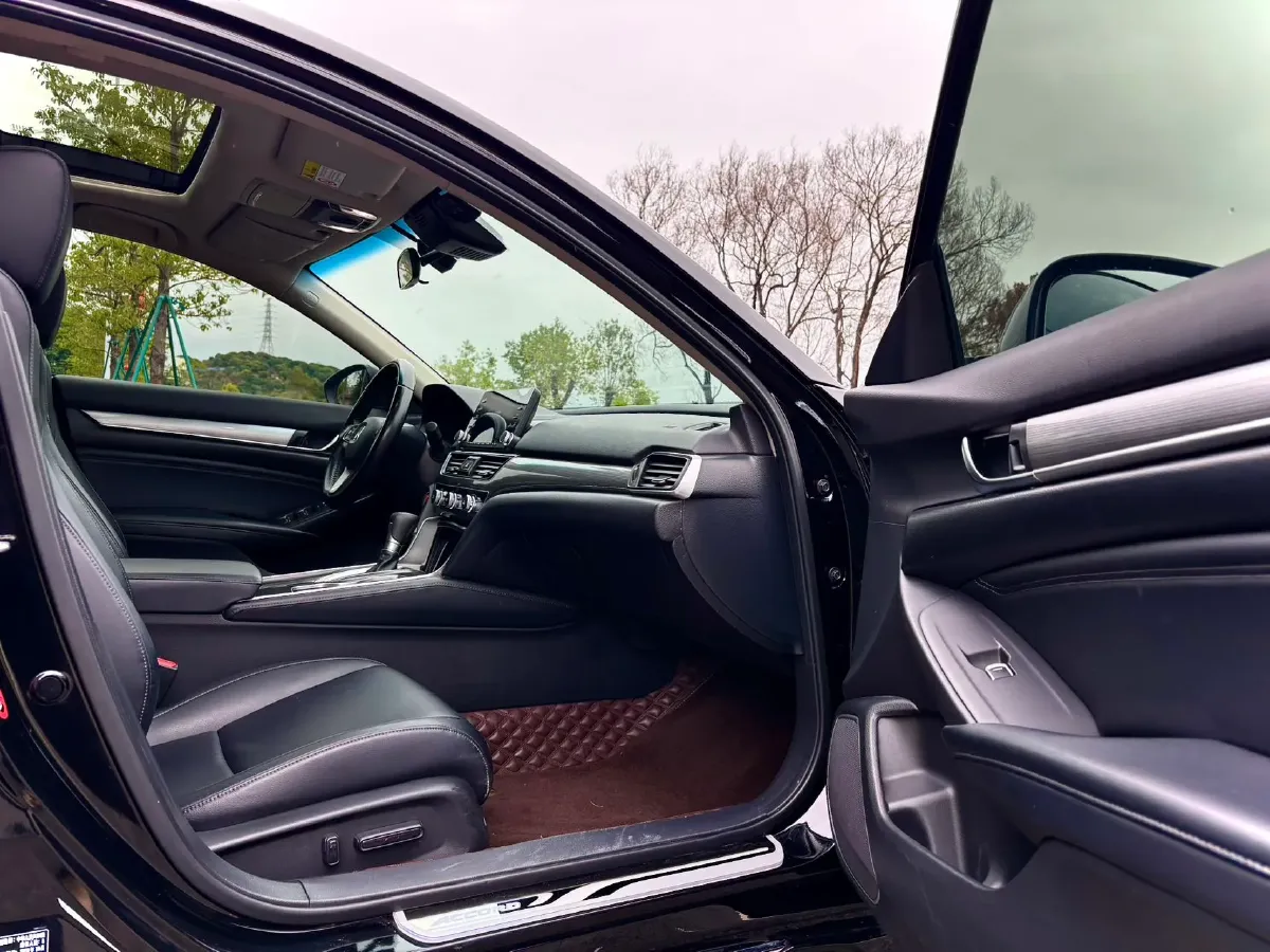 2018 Honda Accord 1.5T 194HP L4 CVT,autocango,china used car exporter,china ev exporter,chinese used car exporter,chinese used ev exporter