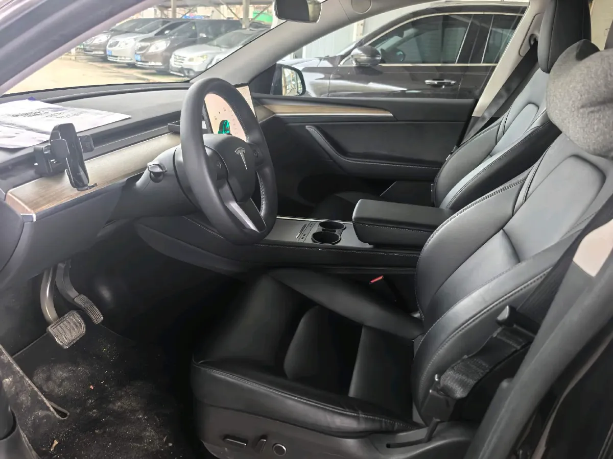 2022 Tesla Model Y BEV 60KWH,autocango,china used car exporter,china ev exporter,chinese used car exporter,chinese used ev exporter