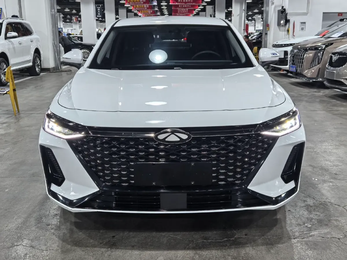 2024 Fulwin FulwinA8 1.5T 156HP L4 1DHT PHEV 18.3KWH,autocango,china used car exporter,china ev exporter,chinese used car exporter,chinese used ev exporter