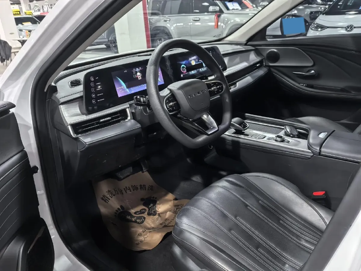 2024 Fulwin FulwinA8 1.5T 156HP L4 1DHT PHEV 18.3KWH,autocango,china used car exporter,china ev exporter,chinese used car exporter,chinese used ev exporter