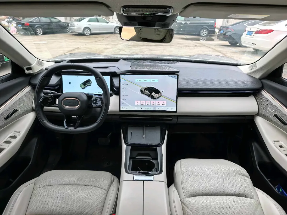 2023 LYNK&CO 08 EM-P 1.5T 163HP L4 3DHT PHEV 39.8KWH,autocango,china used car exporter,china ev exporter,chinese used car exporter,chinese used ev exporter