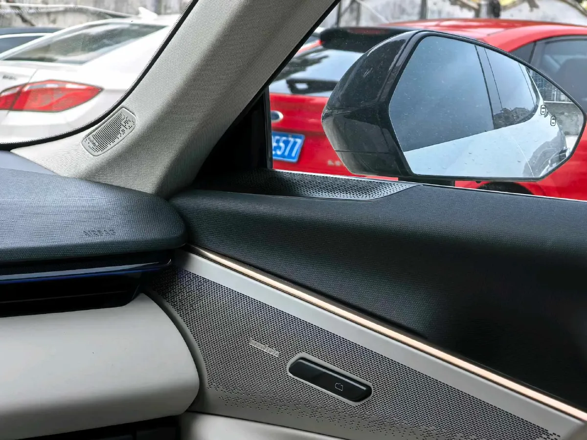 2023 LYNK&CO 08 EM-P 1.5T 163HP L4 3DHT PHEV 39.8KWH,autocango,china used car exporter,china ev exporter,chinese used car exporter,chinese used ev exporter