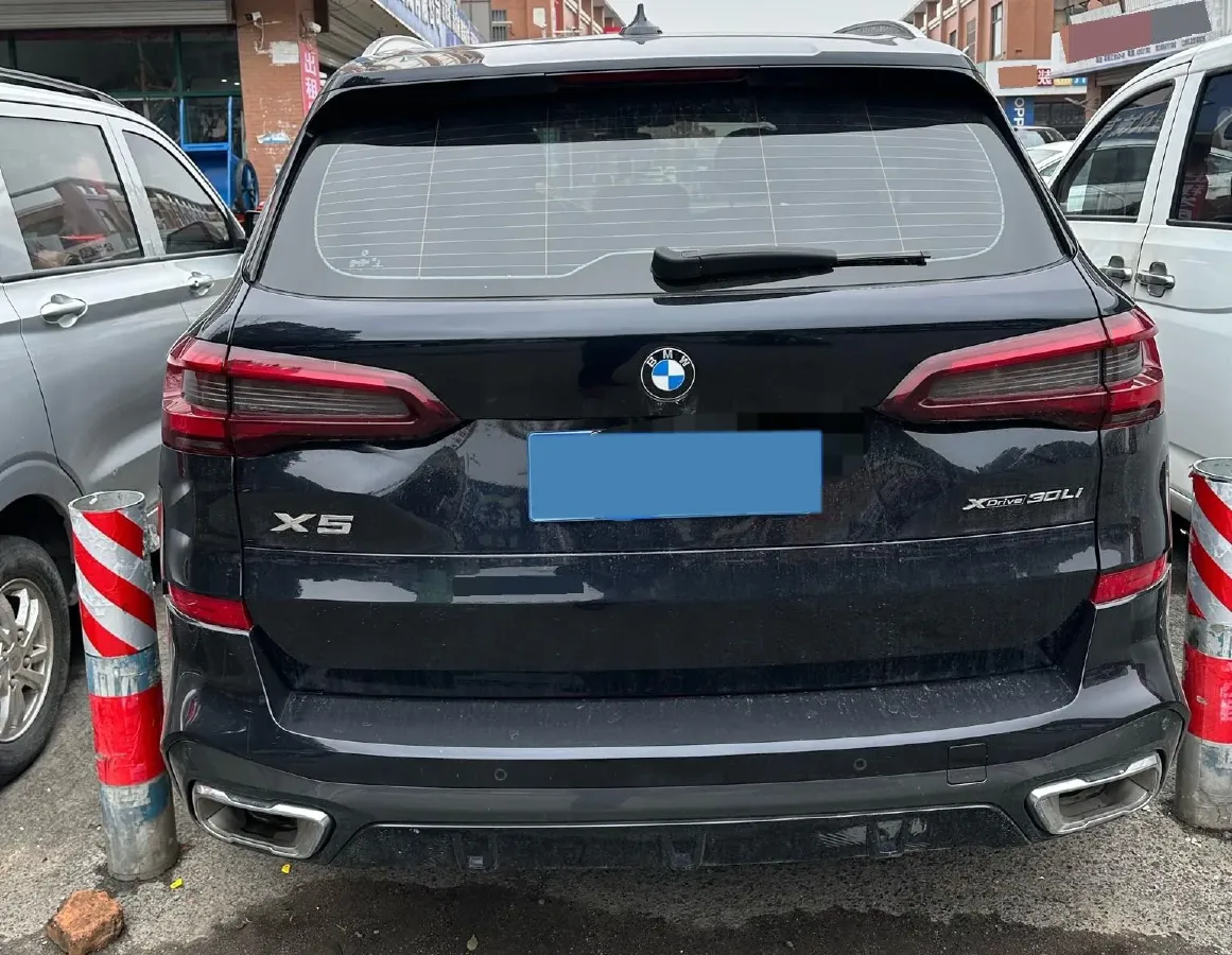2022 BMW X5 2.0T 245HP L4 8AT,autocango,china used car exporter,china ev exporter,chinese used car exporter,chinese used ev exporter