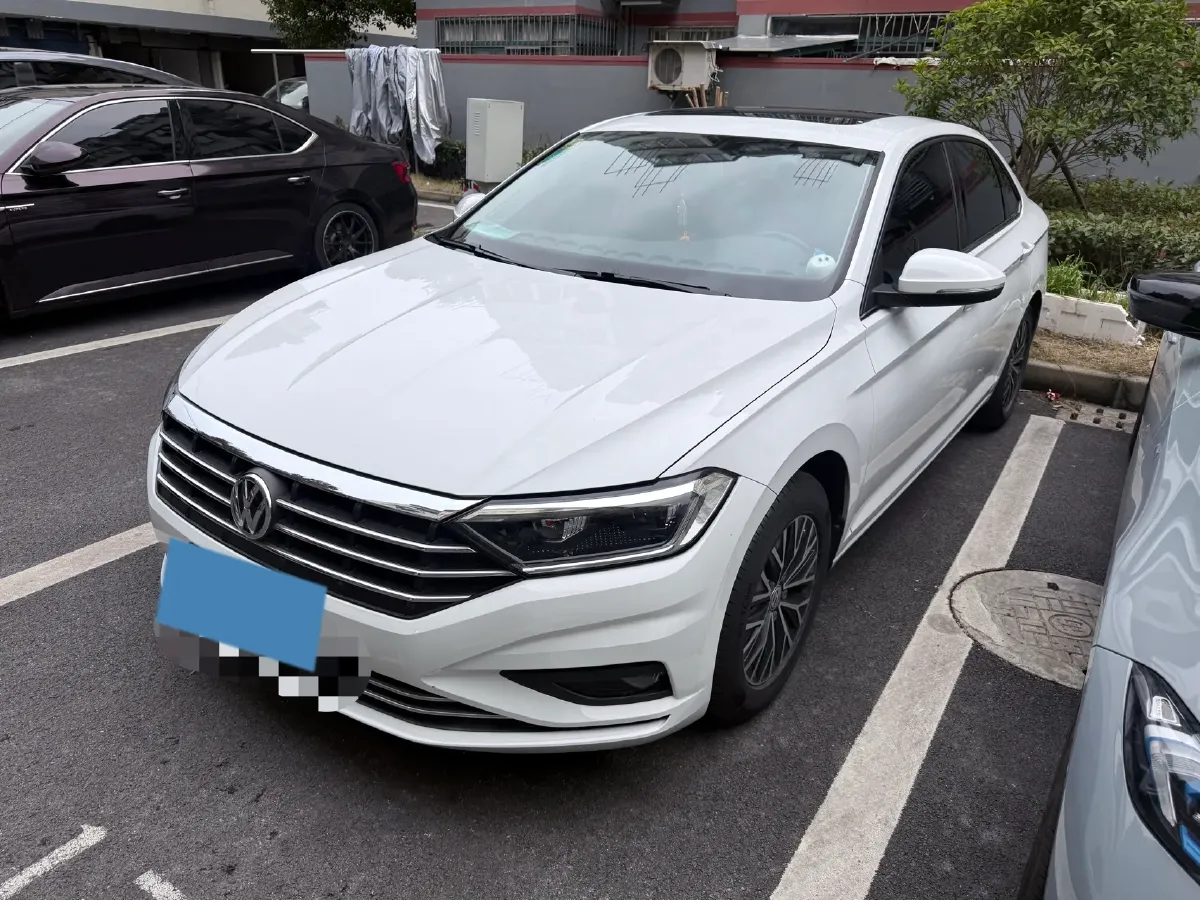 2019 Jeep Renegade 1.3T 173HP L4 7DCT,autocango,china used car exporter,china ev exporter,chinese used car exporter,chinese used ev exporter