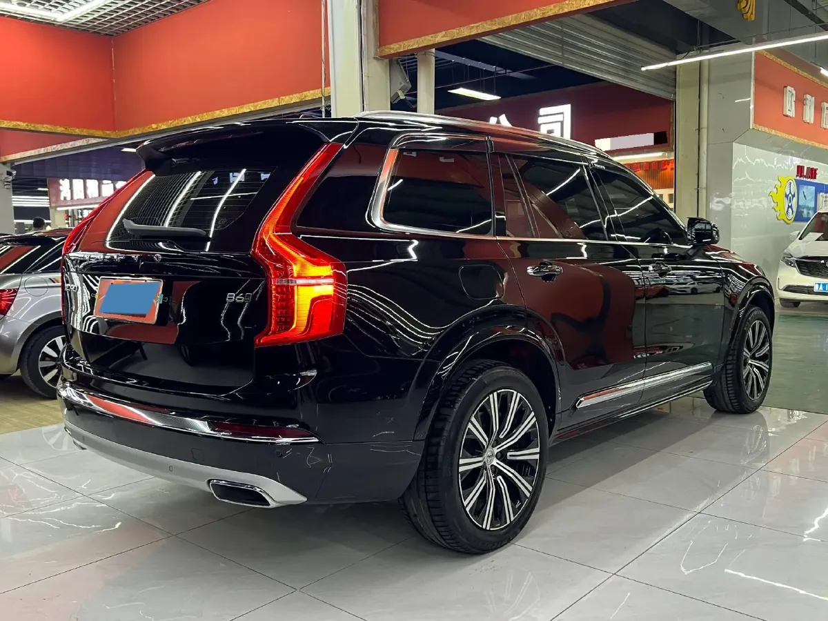 2021 Volvo XC90 2.0T 299HP L4 8AT,autocango,china used car exporter,china ev exporter,chinese used car exporter,chinese used ev exporter