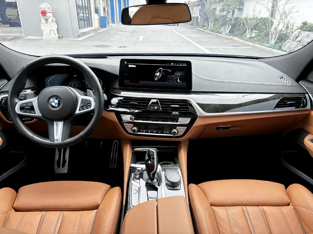 2022 BMW 6 Series GT 2.0T 245HP L4 8AT,autocango,china used car exporter,china ev exporter,chinese used car exporter,chinese used ev exporter