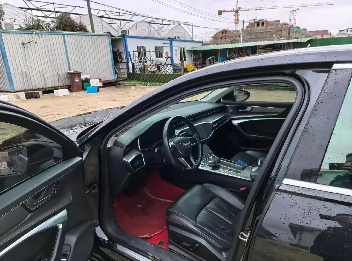 2021 Audi A6L 2.0T 190HP L4 7DCT,autocango,china used car exporter,china ev exporter,chinese used car exporter,chinese used ev exporter