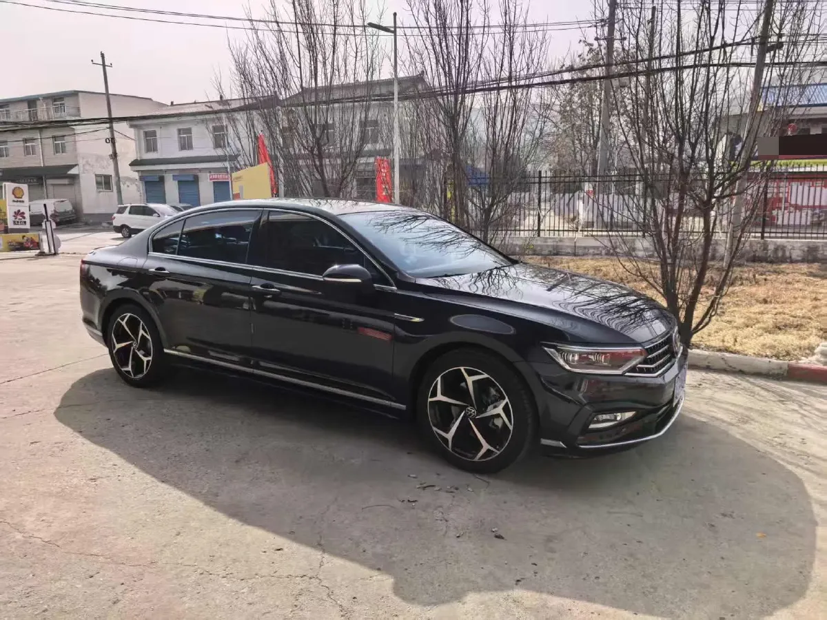 2023 Volkswagen Magotan 2.0T 186HP L4 7DCT,autocango,china used car exporter,china ev exporter,chinese used car exporter,chinese used ev exporter