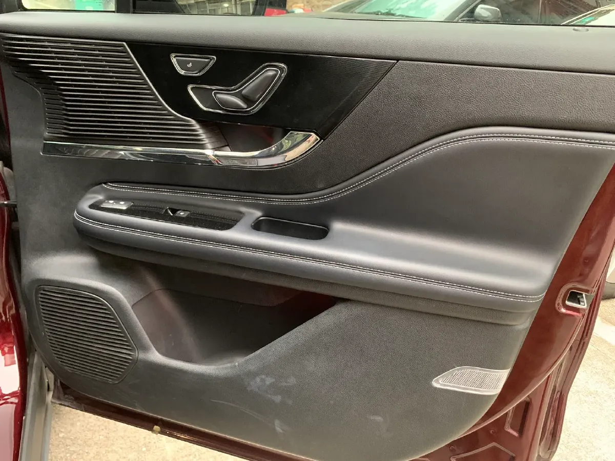 2020 Lincoln Corsair 2.0T 245HP L4 8AT,autocango,china used car exporter,china ev exporter,chinese used car exporter,chinese used ev exporter