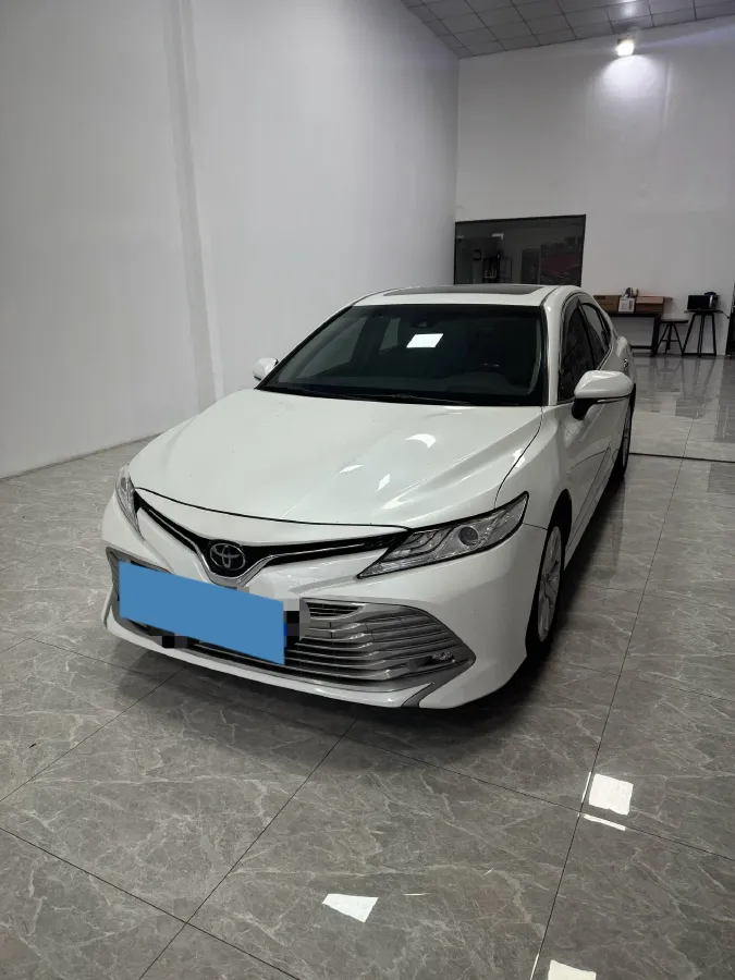 2018 Toyota Camry 2.0L 169HP L4 6AT,autocango,china used car exporter,china ev exporter,chinese used car exporter,chinese used ev exporter