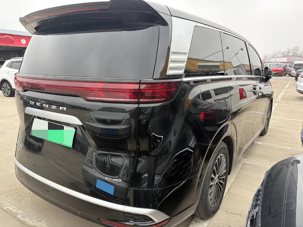 2022 HongQi HS7 3.0T 337HP V6 8AT,autocango,china used car exporter,china ev exporter,chinese used car exporter,chinese used ev exporter