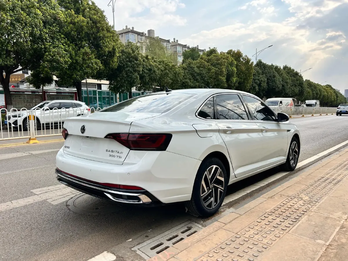 2024 Volkswagen Sagitar 1.5T 160HP L4 7DCT,autocango,china used car exporter,china ev exporter,chinese used car exporter,chinese used ev exporter