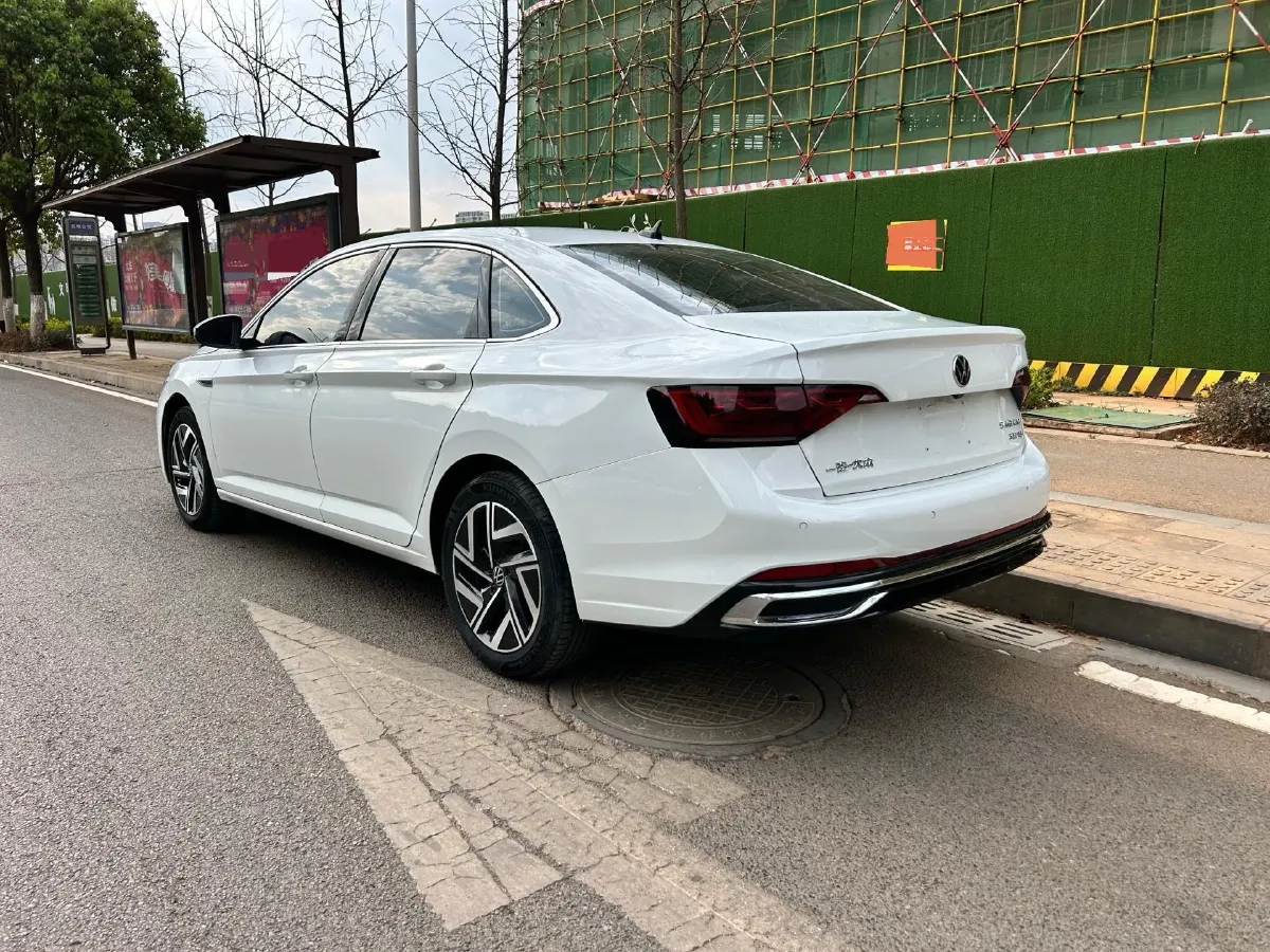 2024 Volkswagen Sagitar 1.5T 160HP L4 7DCT,autocango,china used car exporter,china ev exporter,chinese used car exporter,chinese used ev exporter