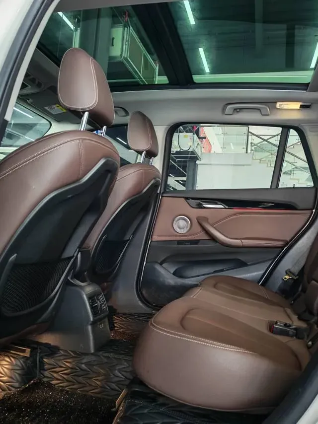 2022 BMW X1 2.0T 192HP L4 7DCT,autocango,china used car exporter,china ev exporter,chinese used car exporter,chinese used ev exporter