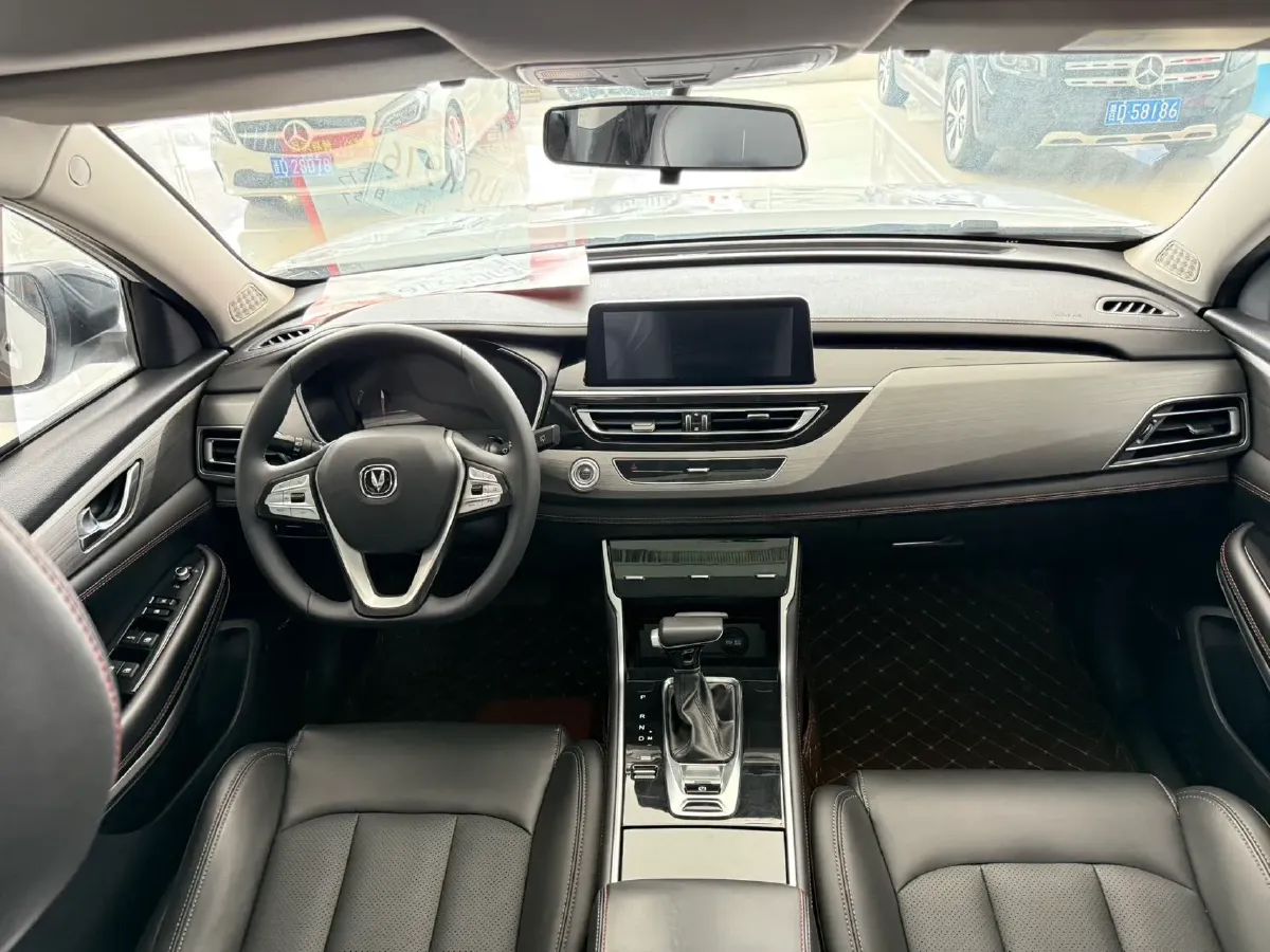 2021 ChangAn CS75 1.5T 178HP L4 7DCT,autocango,china used car exporter,china ev exporter,chinese used car exporter,chinese used ev exporter