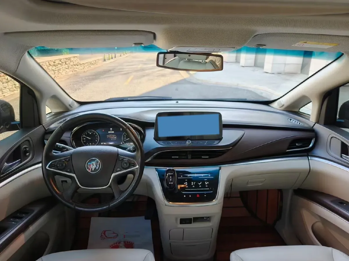 2021 Buick GL8 2.0T 237HP L4 9AT,autocango,china used car exporter,china ev exporter,chinese used car exporter,chinese used ev exporter
