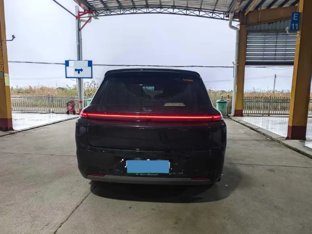 2024 Toyota Granvia 2.5L 189HP L4 E-CVT Hybrid,autocango,china used car exporter,china ev exporter,chinese used car exporter,chinese used ev exporter