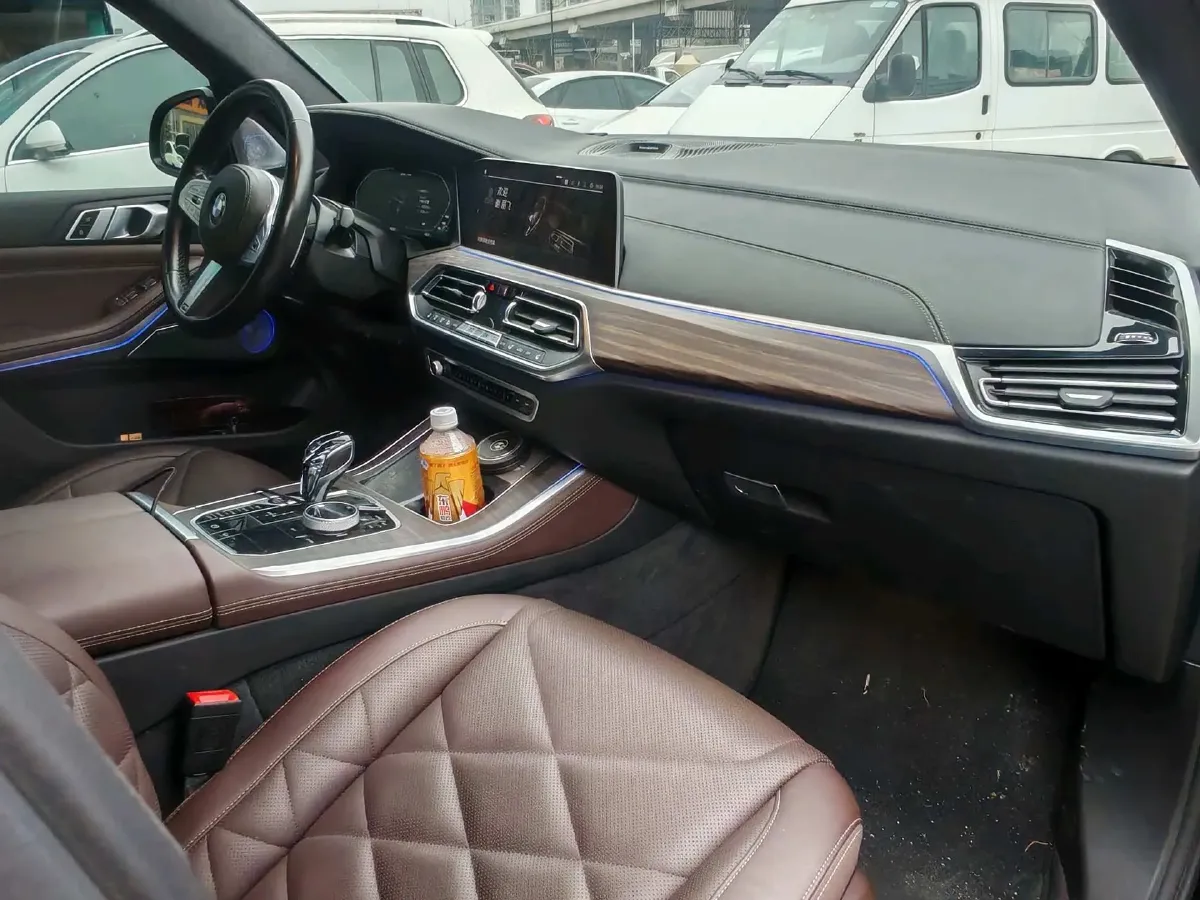 2022 BMW X5 3.0T 333HP L6 8AT,autocango,china used car exporter,china ev exporter,chinese used car exporter,chinese used ev exporter