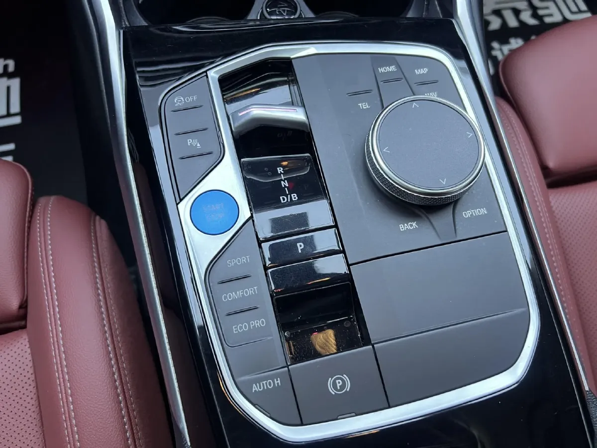 2024 BMW i3 BEV 70KWH,autocango,china used car exporter,china ev exporter,chinese used car exporter,chinese used ev exporter