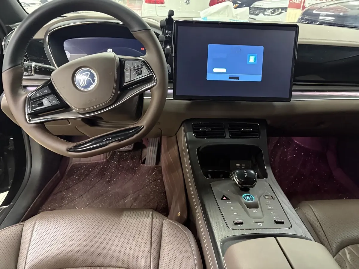 2022 Volkswagen Tiguan L 2.0T 186HP L4 7DCT,autocango,china used car exporter,china ev exporter,chinese used car exporter,chinese used ev exporter