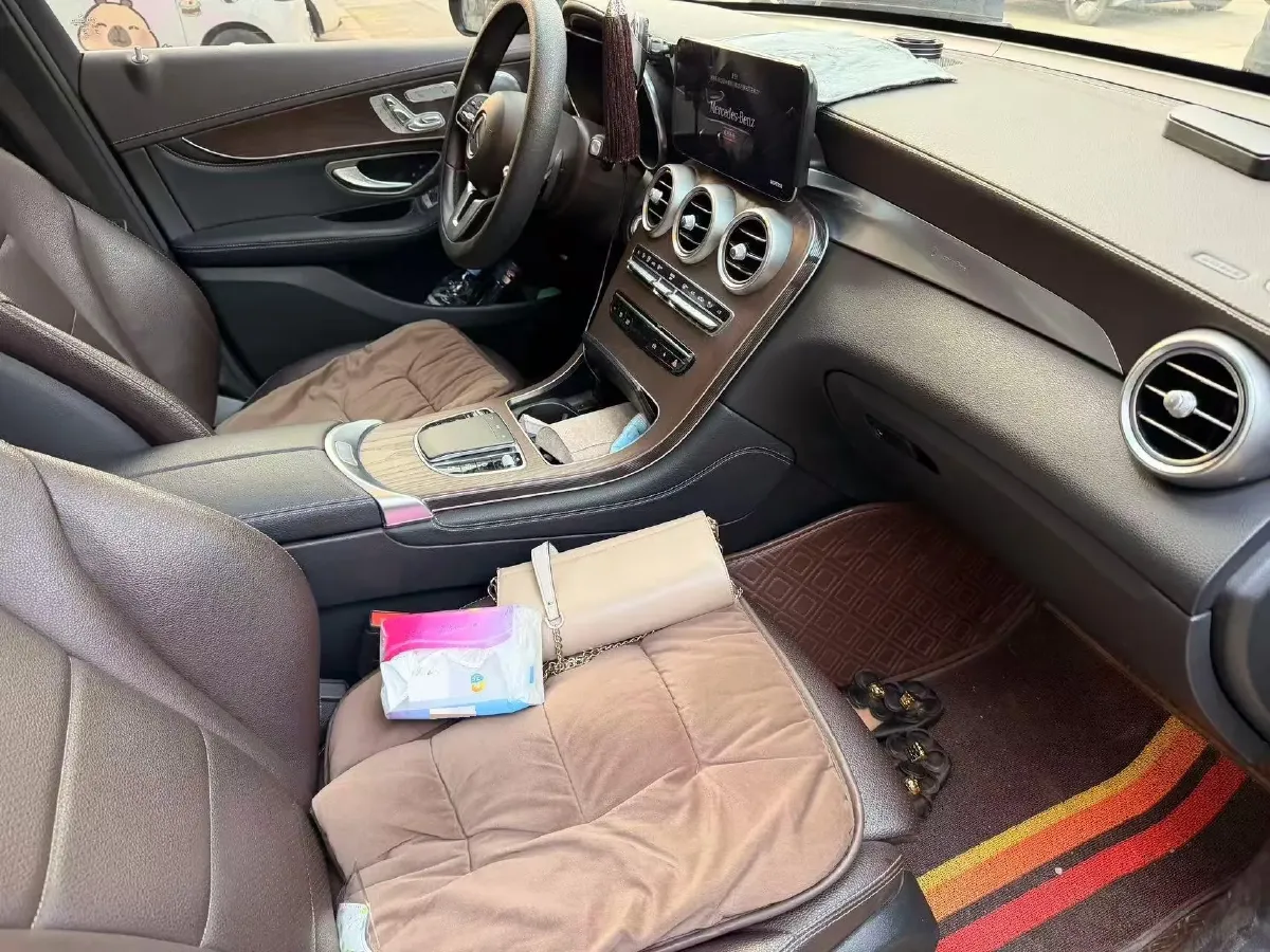 2020 Mercedes-Benz GLC Class 2.0T 258HP L4 9AT,autocango,china used car exporter,china ev exporter,chinese used car exporter,chinese used ev exporter