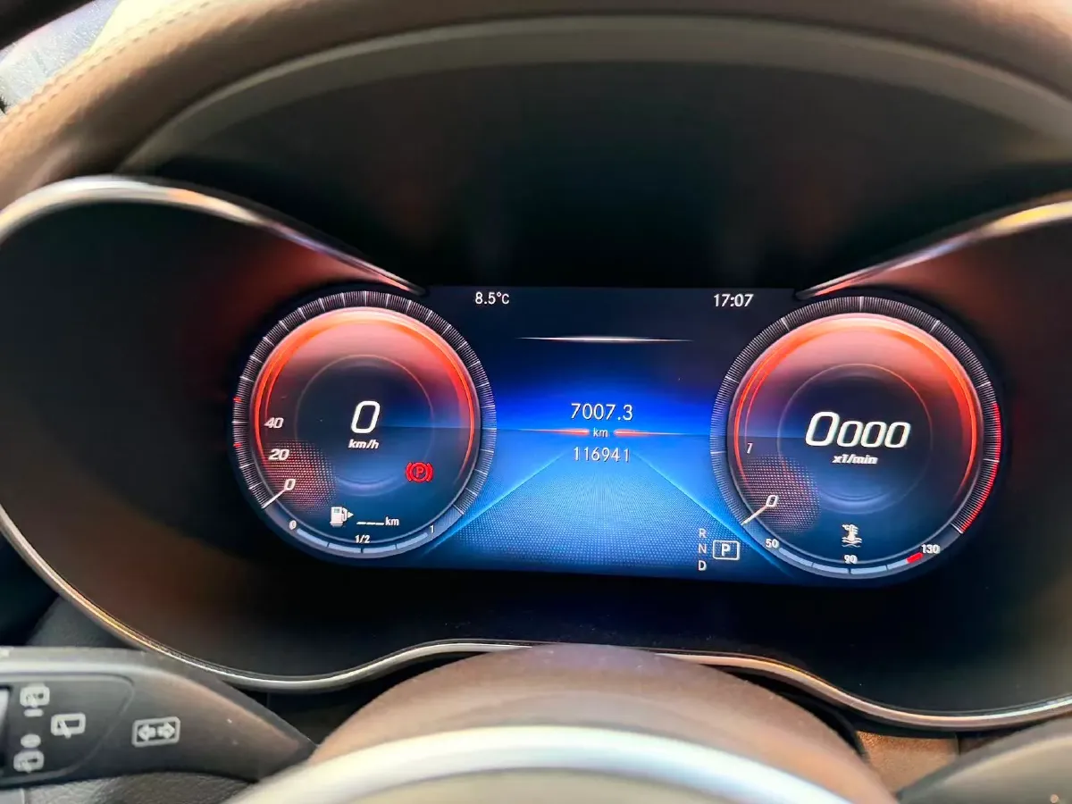 2020 Mercedes-Benz GLC Class 2.0T 258HP L4 9AT,autocango,china used car exporter,china ev exporter,chinese used car exporter,chinese used ev exporter