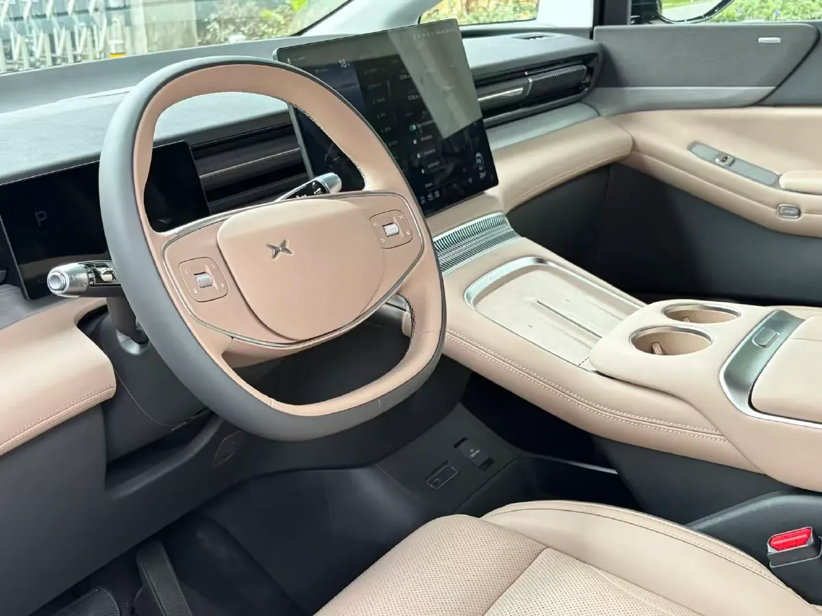 2025 Xpeng X9 BEV,autocango,china used car exporter,china ev exporter,chinese used car exporter,chinese used ev exporter