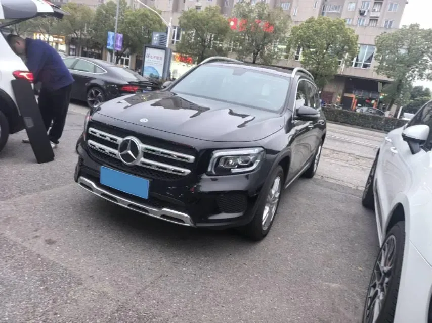 2021 Mercedes-Benz GLB Class 1.3T 136HP L4 7DCT,autocango,china used car exporter,china ev exporter,chinese used car exporter,chinese used ev exporter