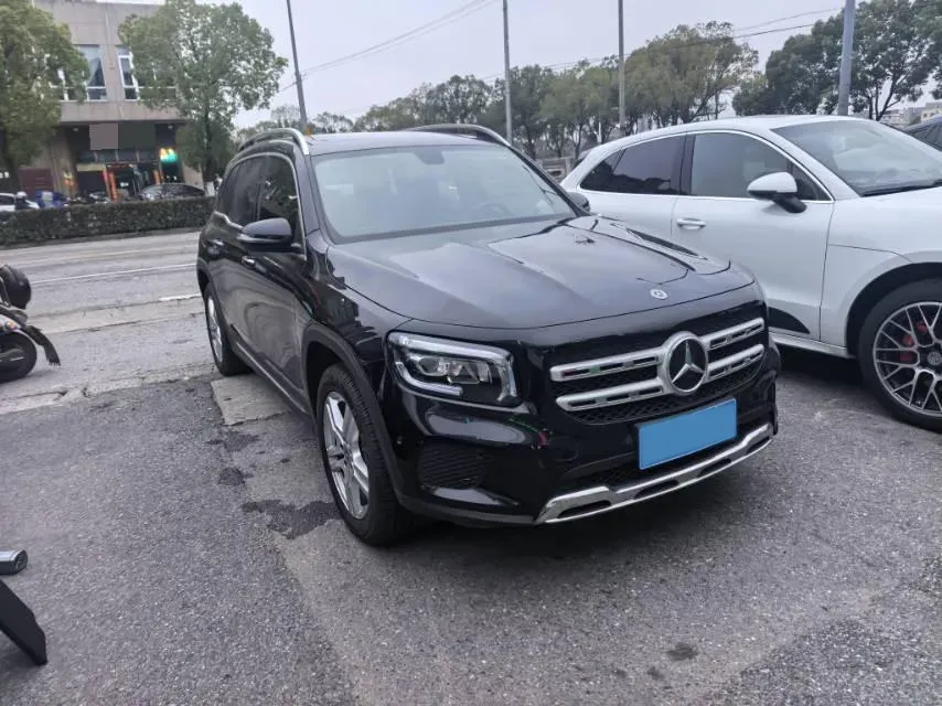 2021 Mercedes-Benz GLB Class 1.3T 136HP L4 7DCT,autocango,china used car exporter,china ev exporter,chinese used car exporter,chinese used ev exporter