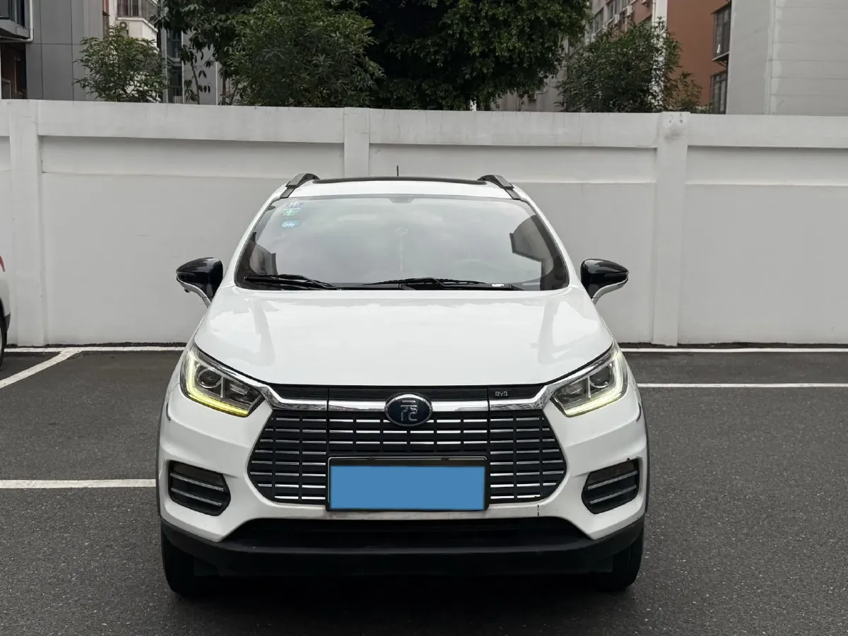 2018 BYD Yuan BEV 42KWH,autocango,china used car exporter,china ev exporter,chinese used car exporter,chinese used ev exporter