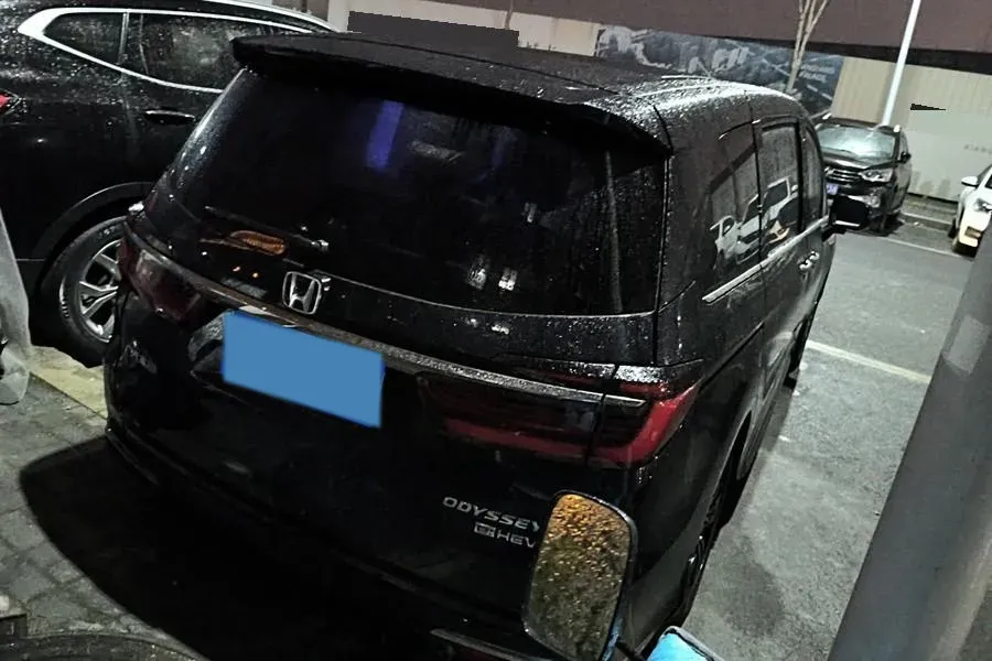 2022 Honda Odyssey 2.0L 146HP L4 E-CVT Hybrid,autocango,china used car exporter,china ev exporter,chinese used car exporter,chinese used ev exporter