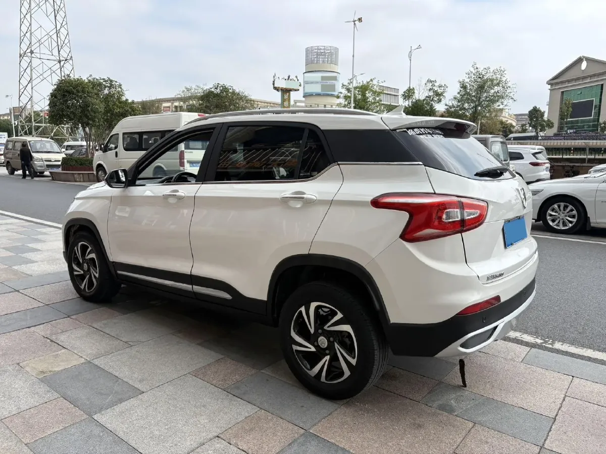 2018 BaoJun 510 1.5L 112HP L4 5AMT,autocango,china used car exporter,china ev exporter,chinese used car exporter,chinese used ev exporter