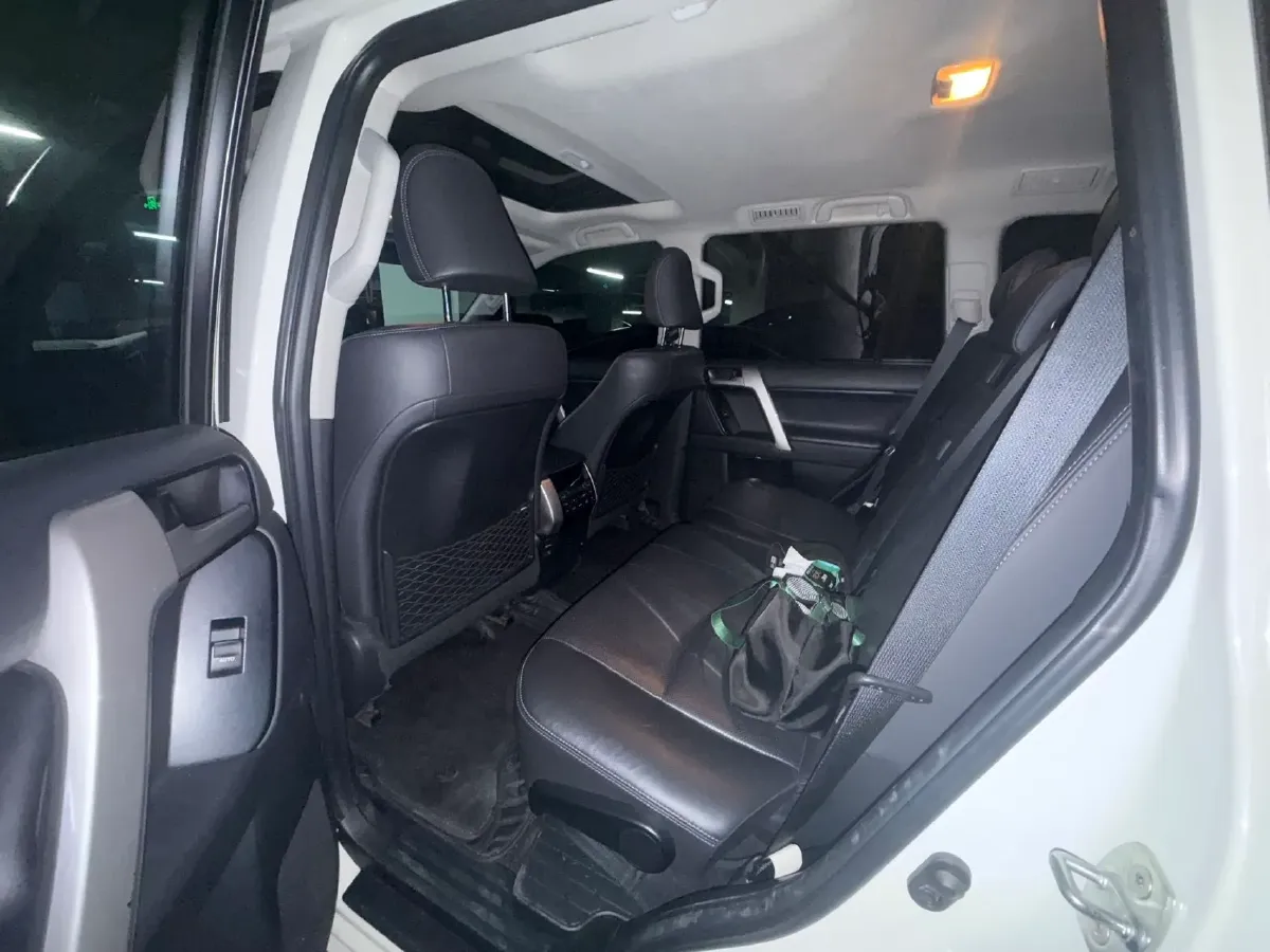 2018 Toyota Land Cruiser Prado 3.5L 280HP V6 6AT,autocango,china used car exporter,china ev exporter,chinese used car exporter,chinese used ev exporter