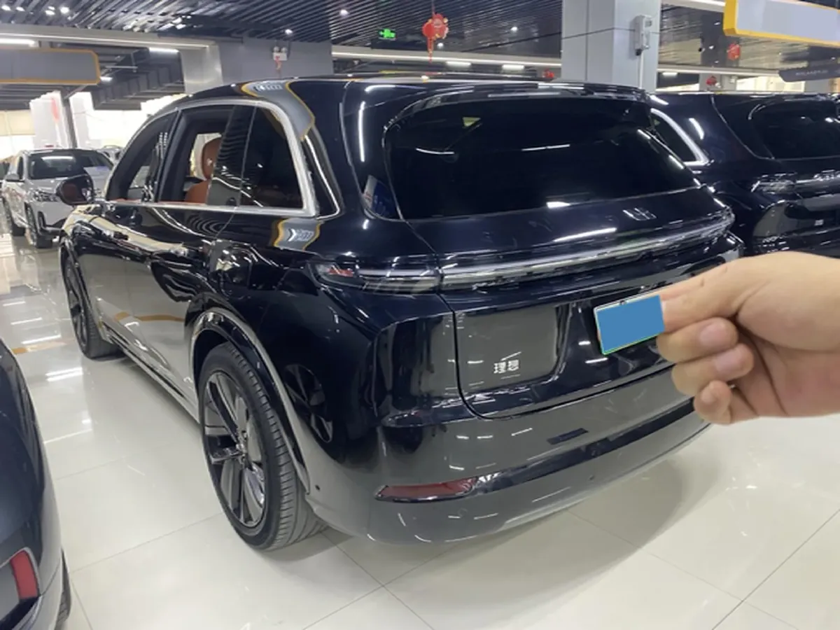 2024 Li L8 Range Extended 154HP REEV 42.8KWH,autocango,china used car exporter,china ev exporter,chinese used car exporter,chinese used ev exporter