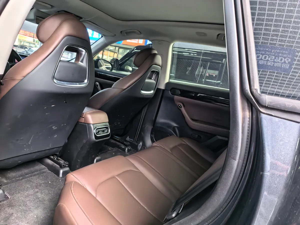 2023 Leapmotor C11 1.5L 95HP L4 REEV 43.74KWH,autocango,china used car exporter,china ev exporter,chinese used car exporter,chinese used ev exporter