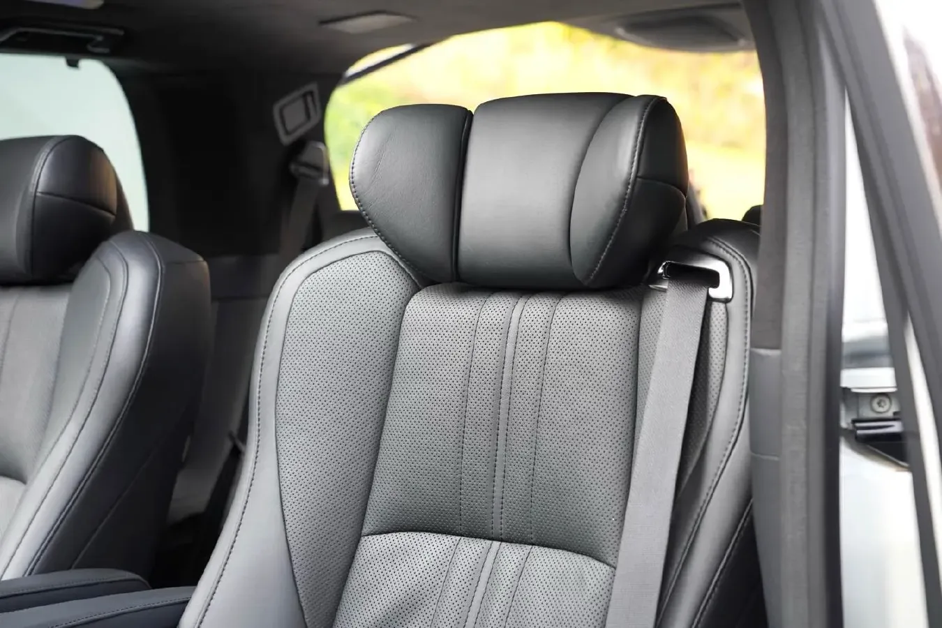 2018 Toyota Alphard 3.5L 301HP V6 8AT,autocango,china used car exporter,china ev exporter,chinese used car exporter,chinese used ev exporter