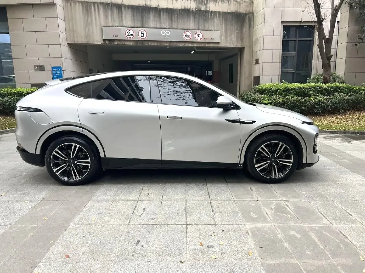 2023 Xpeng G6 BEV 66KWH,autocango,china used car exporter,china ev exporter,chinese used car exporter,chinese used ev exporter
