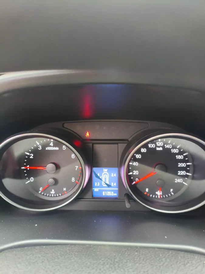 2019 Haval M6 1.5T 150HP L4 6MT,autocango,china used car exporter,china ev exporter,chinese used car exporter,chinese used ev exporter